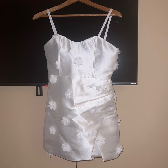 Hello Molly White Mini Dress - Picture 11 of 11